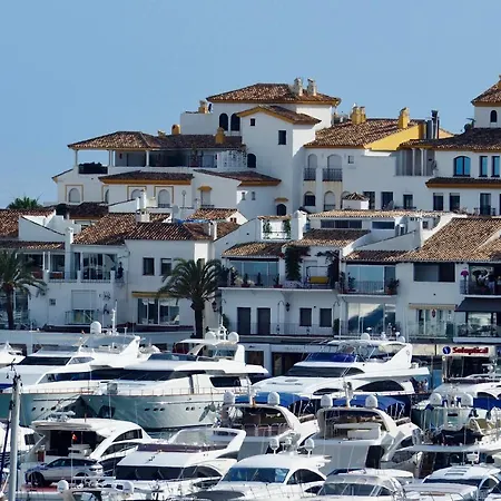 Luxurious In The Heart Of Puerto Banus Apartment Marbella