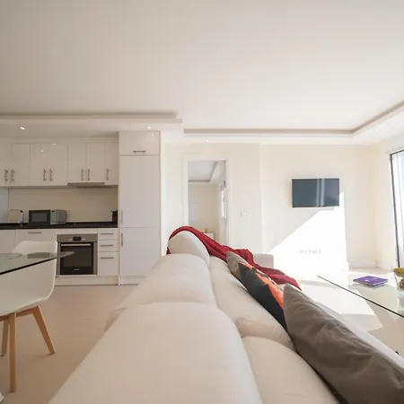 Luxurious In The Heart Of Puerto Banus Apartment Marbella