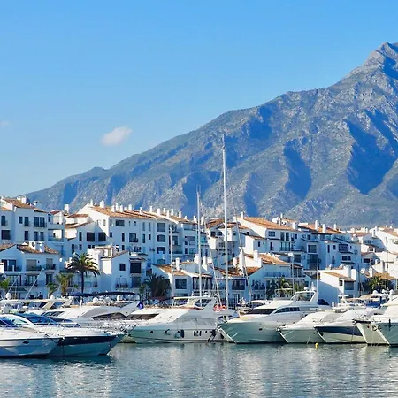 Luxurious In The Heart Of Puerto Banus Marbellac