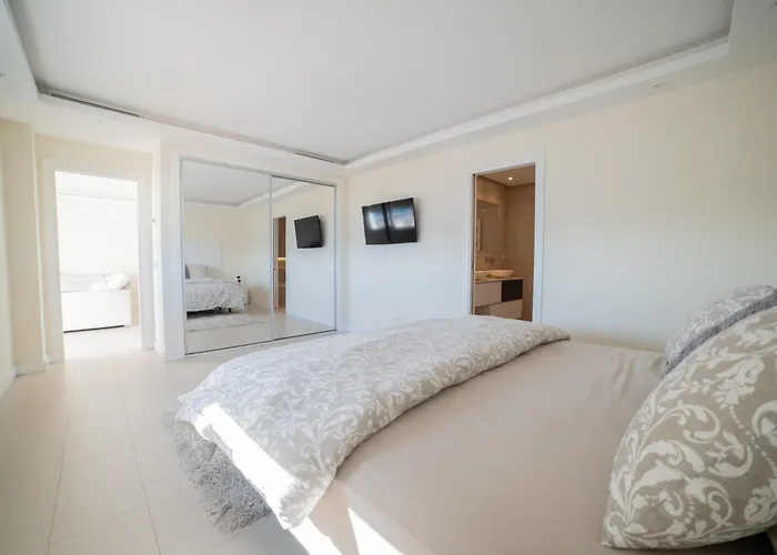 Luxurious In The Heart Of Puerto Banus Marbella